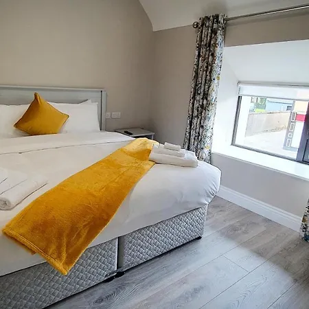 Bed & Breakfast The Leitrim And Blueway